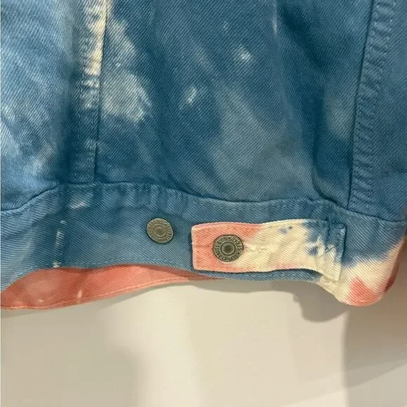 Levi's Vibrant Tie-Dye Denim Jacket - Picture 10 of 14